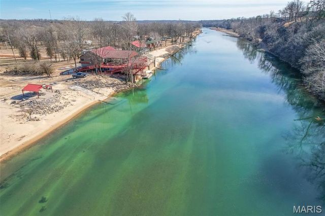 1585 River Valley Road, Doniphan, MO 63935