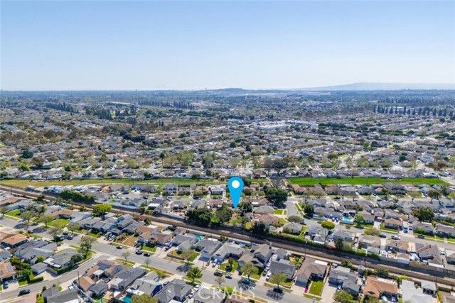 6213 Mcknight Drive, Lakewood, CA 90713