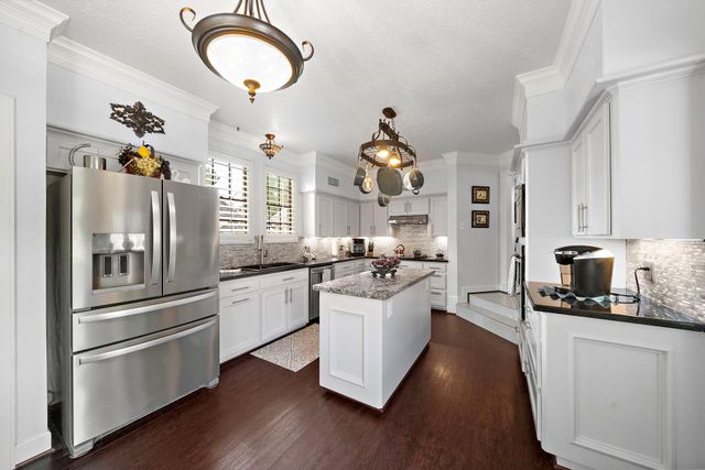 11602 Taos Lane, Houston, TX 77070