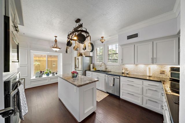 11602 Taos Lane, Houston, TX 77070