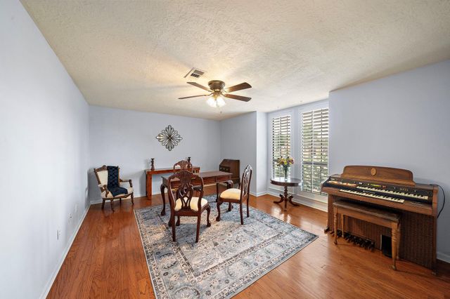 11602 Taos Lane, Houston, TX 77070