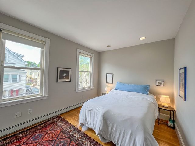 390 Norfolk St 2, Cambridge, MA 02139