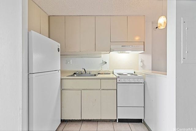 1060 Kamehameha Highway 2604A, Pearl City, HI 96782