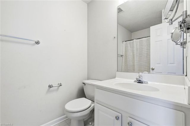 734 Scholastic Court, Winston-salem, NC 27106