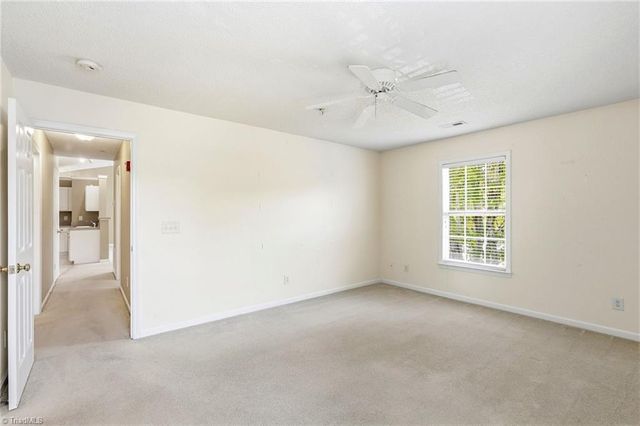 734 Scholastic Court, Winston-salem, NC 27106
