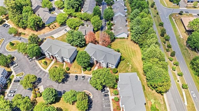 734 Scholastic Court, Winston-salem, NC 27106