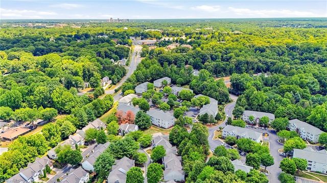 734 Scholastic Court, Winston-salem, NC 27106