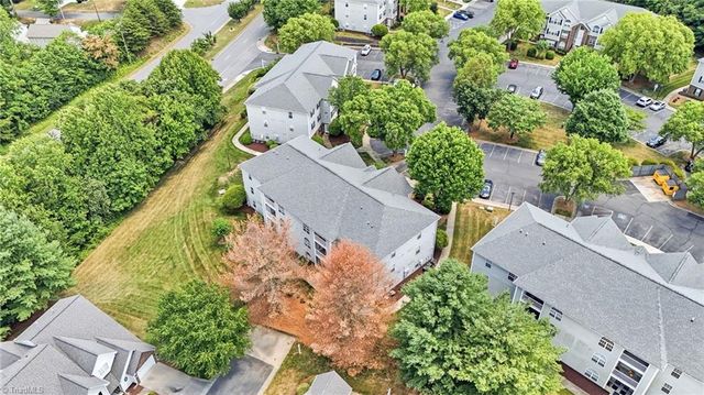 734 Scholastic Court, Winston-salem, NC 27106