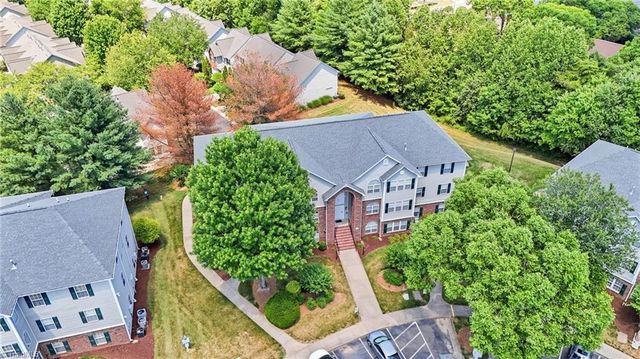 734 Scholastic Court, Winston-salem, NC 27106