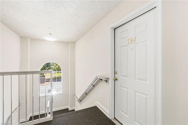 734 Scholastic Court, Winston-salem, NC 27106