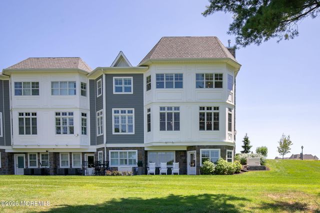 114 Eagle Way, Eatontown, NJ 07724