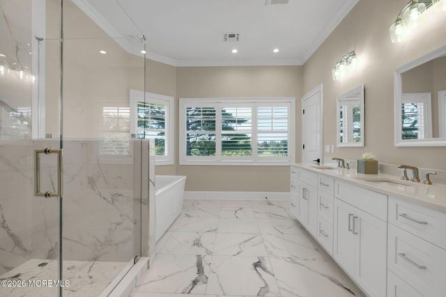 114 Eagle Way, Eatontown, NJ 07724