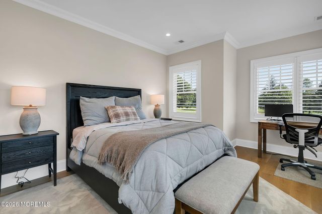 114 Eagle Way, Eatontown, NJ 07724