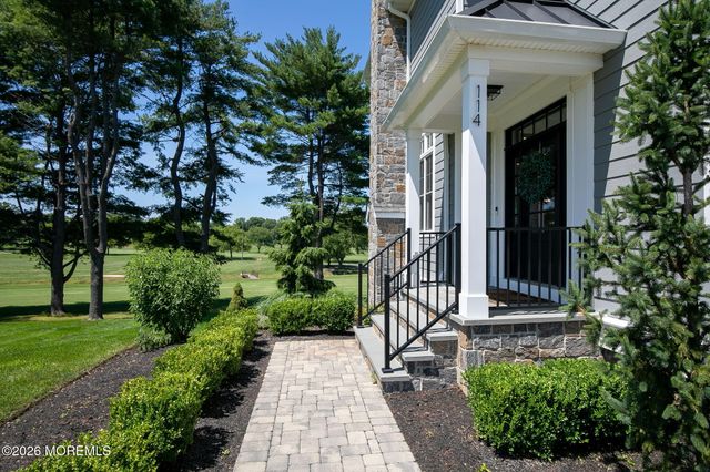 114 Eagle Way, Eatontown, NJ 07724