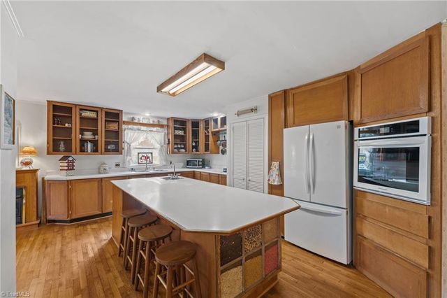 2501 Laramie Drive, Greensboro, NC 27406