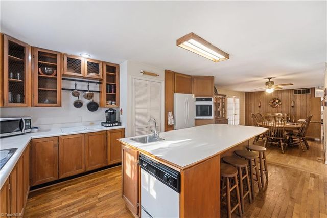 2501 Laramie Drive, Greensboro, NC 27406