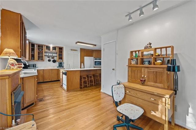 2501 Laramie Drive, Greensboro, NC 27406