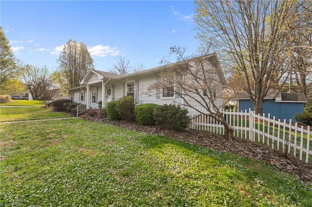 2501 Laramie Drive, Greensboro, NC 27406