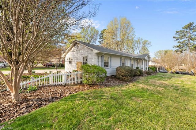 2501 Laramie Drive, Greensboro, NC 27406