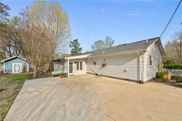 2501 Laramie Drive, Greensboro, NC 27406