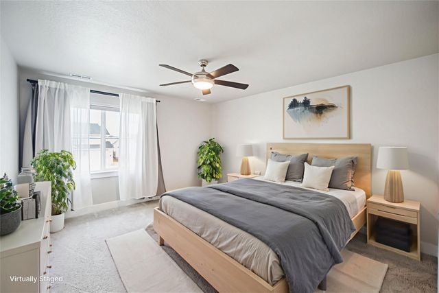 670 SE Booth Avenue, Waukee, IA 50263