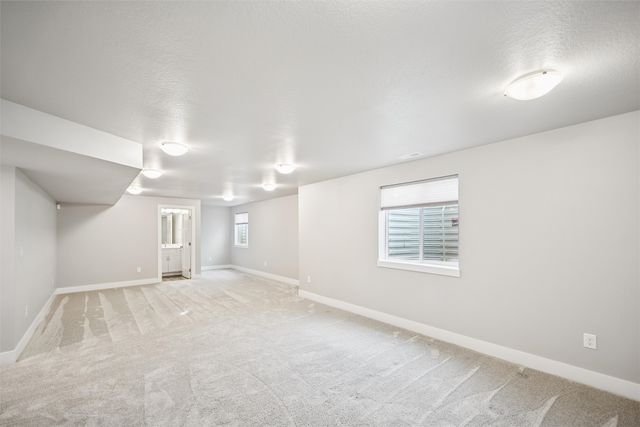 670 SE Booth Avenue, Waukee, IA 50263