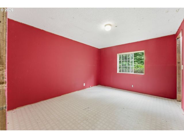 82520 VINEMAPLE Rd, Elsie, OR 97138