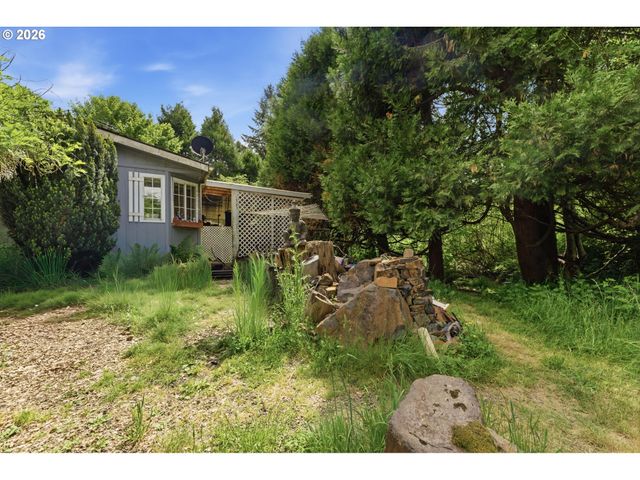 82520 VINEMAPLE Rd, Elsie, OR 97138