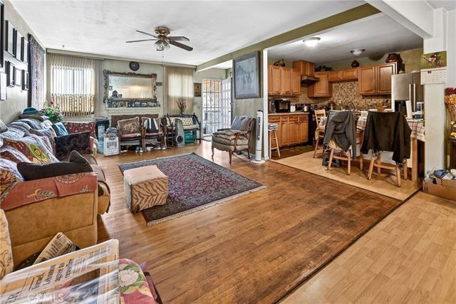9552 Colchester, Anaheim, CA 92804