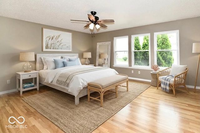 9890 Sapphire Berry Lane, Fishers, IN 46038