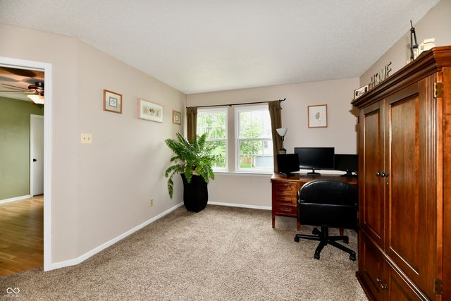 9890 Sapphire Berry Lane, Fishers, IN 46038