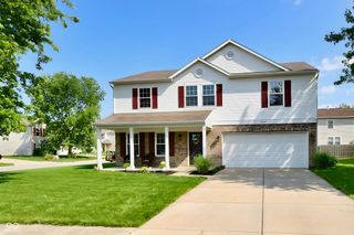 9890 Sapphire Berry Lane, Fishers, IN 46038