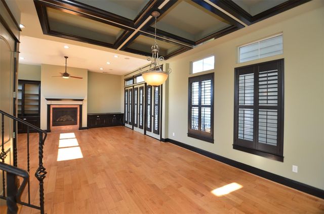 1818 Binz Street E, Houston, TX 77004