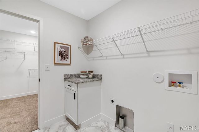 204 Wrigley Field Drive, Bethalto, IL 62010