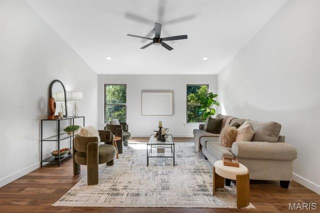 204 Wrigley Field Drive, Bethalto, IL 62010