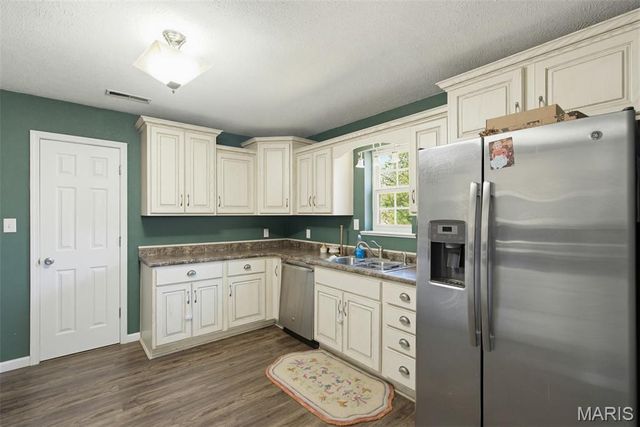 115 Snapping Turtle Lane, Doniphan, MO 63935