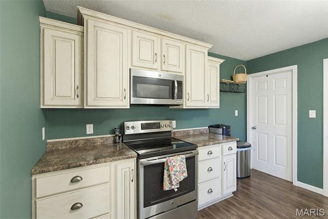 115 Snapping Turtle Lane, Doniphan, MO 63935