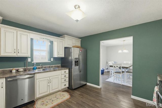 115 Snapping Turtle Lane, Doniphan, MO 63935