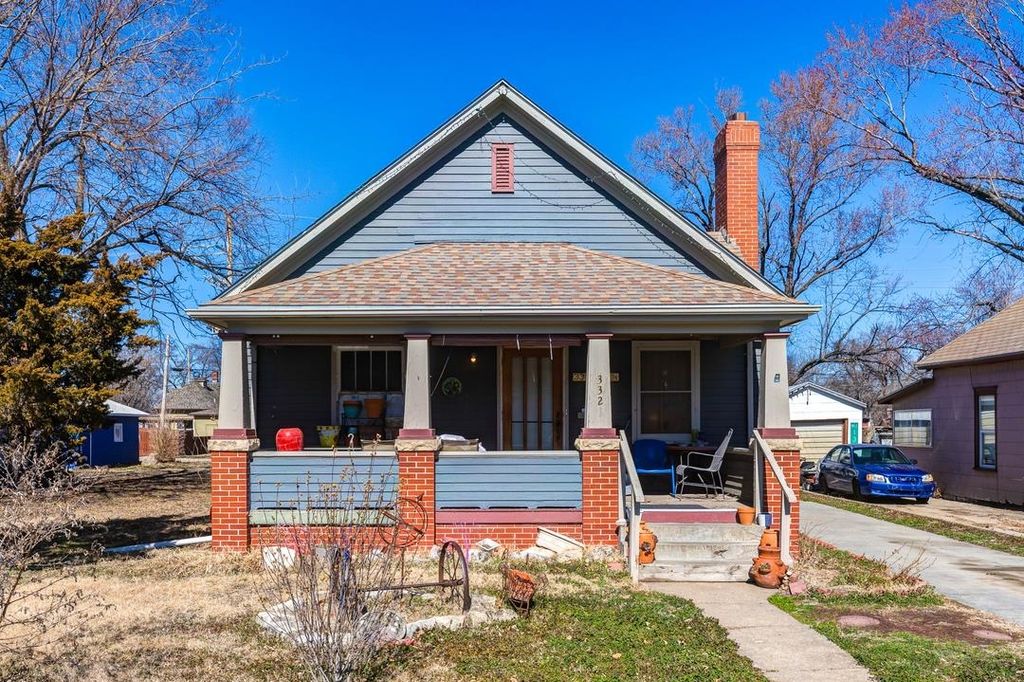 332 W 10th Street, Junction City, KS 66441