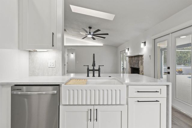 1952 SW Import Drive, Port St. Lucie, FL 34953
