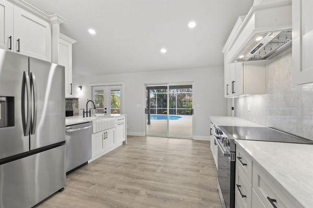 1952 SW Import Drive, Port St. Lucie, FL 34953
