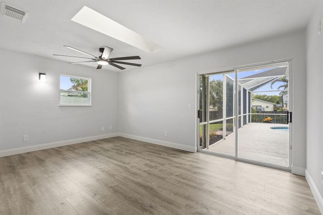 1952 SW Import Drive, Port St. Lucie, FL 34953