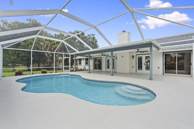 1952 SW Import Drive, Port St. Lucie, FL 34953