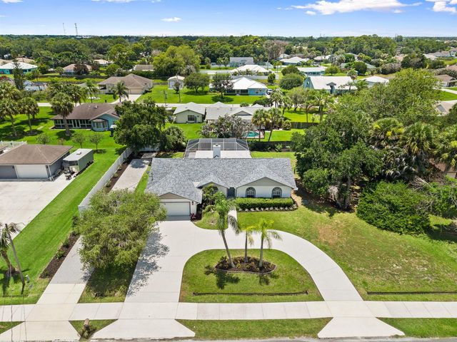 1952 SW Import Drive, Port St. Lucie, FL 34953