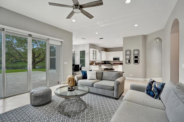 7484 NW 114th Terrace, Parkland, FL 33076