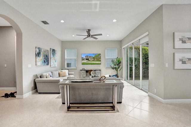 7484 NW 114th Terrace, Parkland, FL 33076