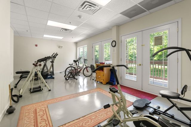 218 Reservoir St 103, Holden, MA 01520