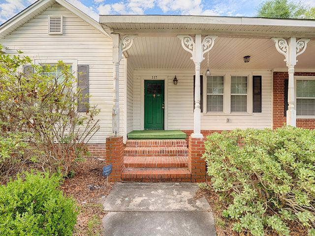 117 Cooper St., Kingstree, SC 29556