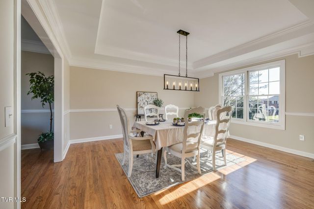 6 Carriage Court, Johnson City, TN 37604