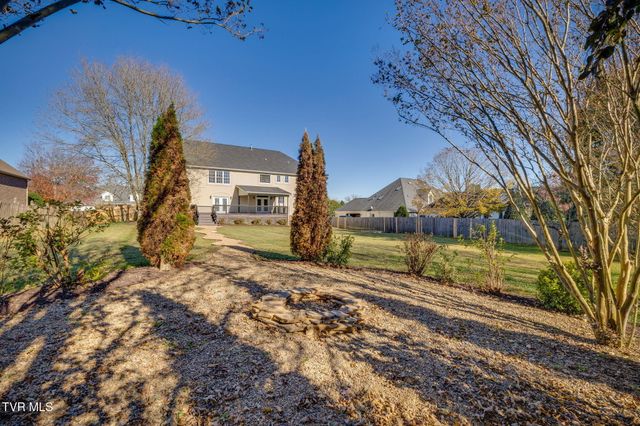 6 Carriage Court, Johnson City, TN 37604